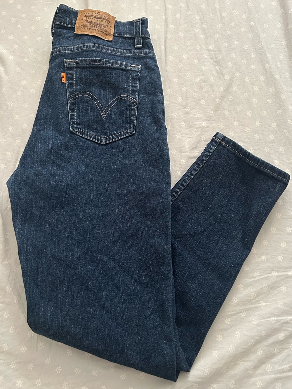 90s Levi’s orange tab dark navy blue straight leg jeans 501
